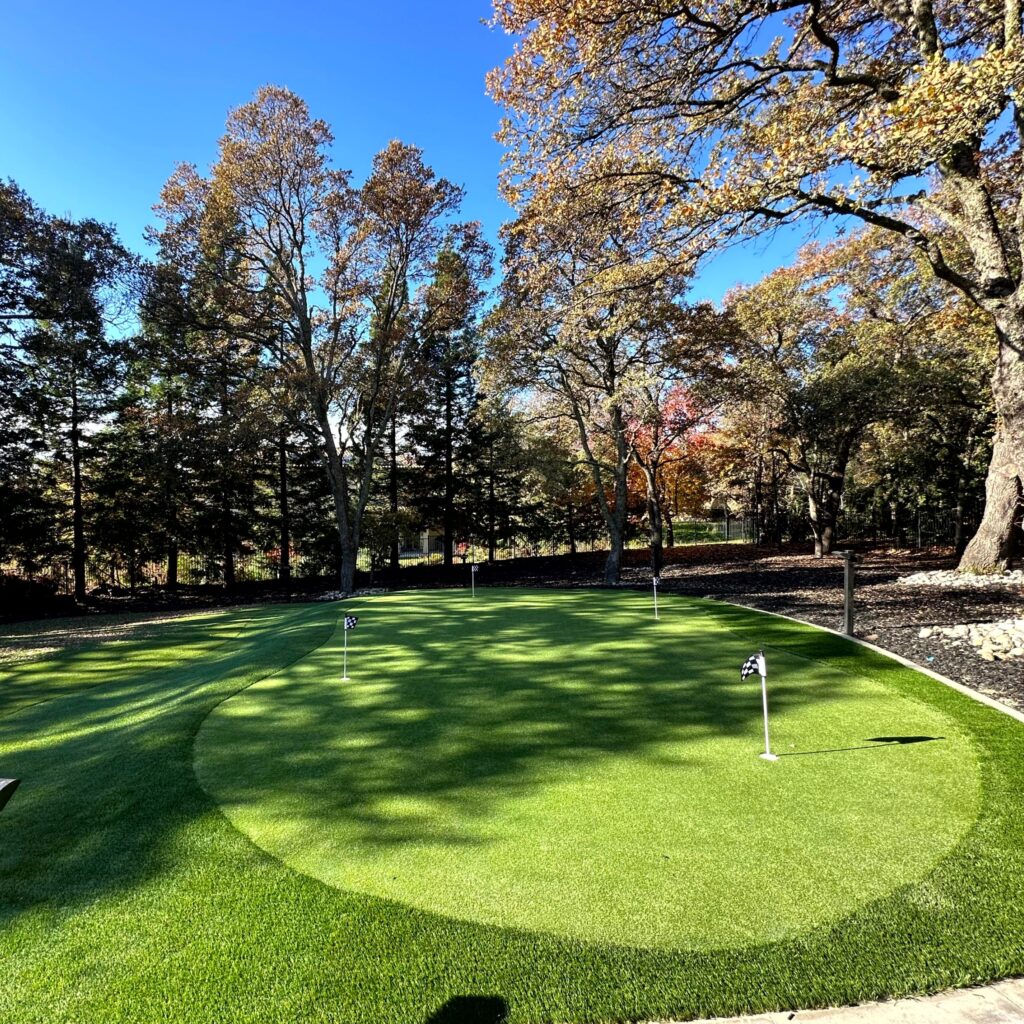 Bella Putting Green